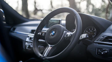 BMW X2 – Steering wheel