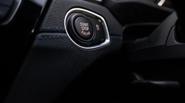 BMW X2 – Start button