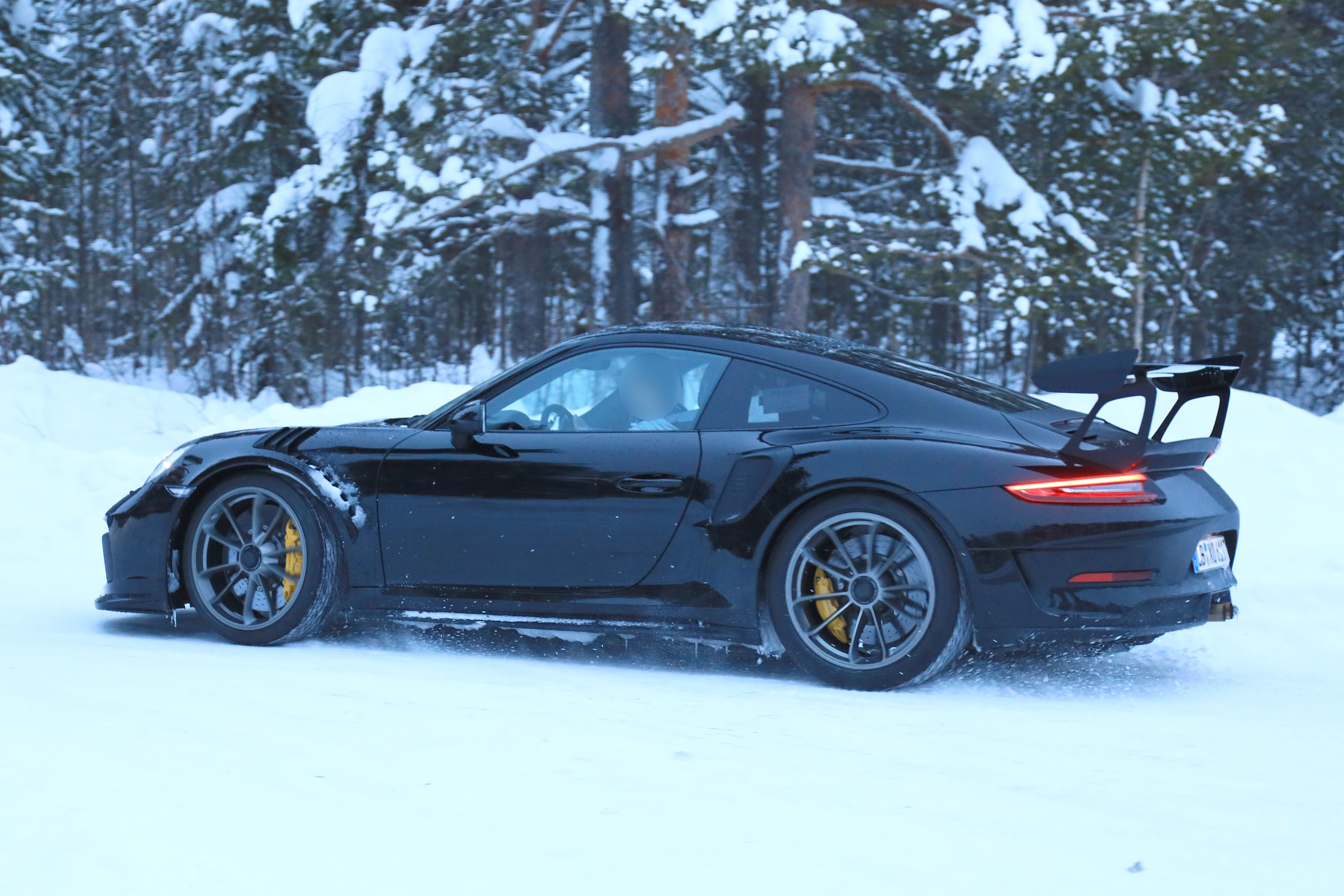 2018 Porsche 911 GT3 RS prototype - Rear
