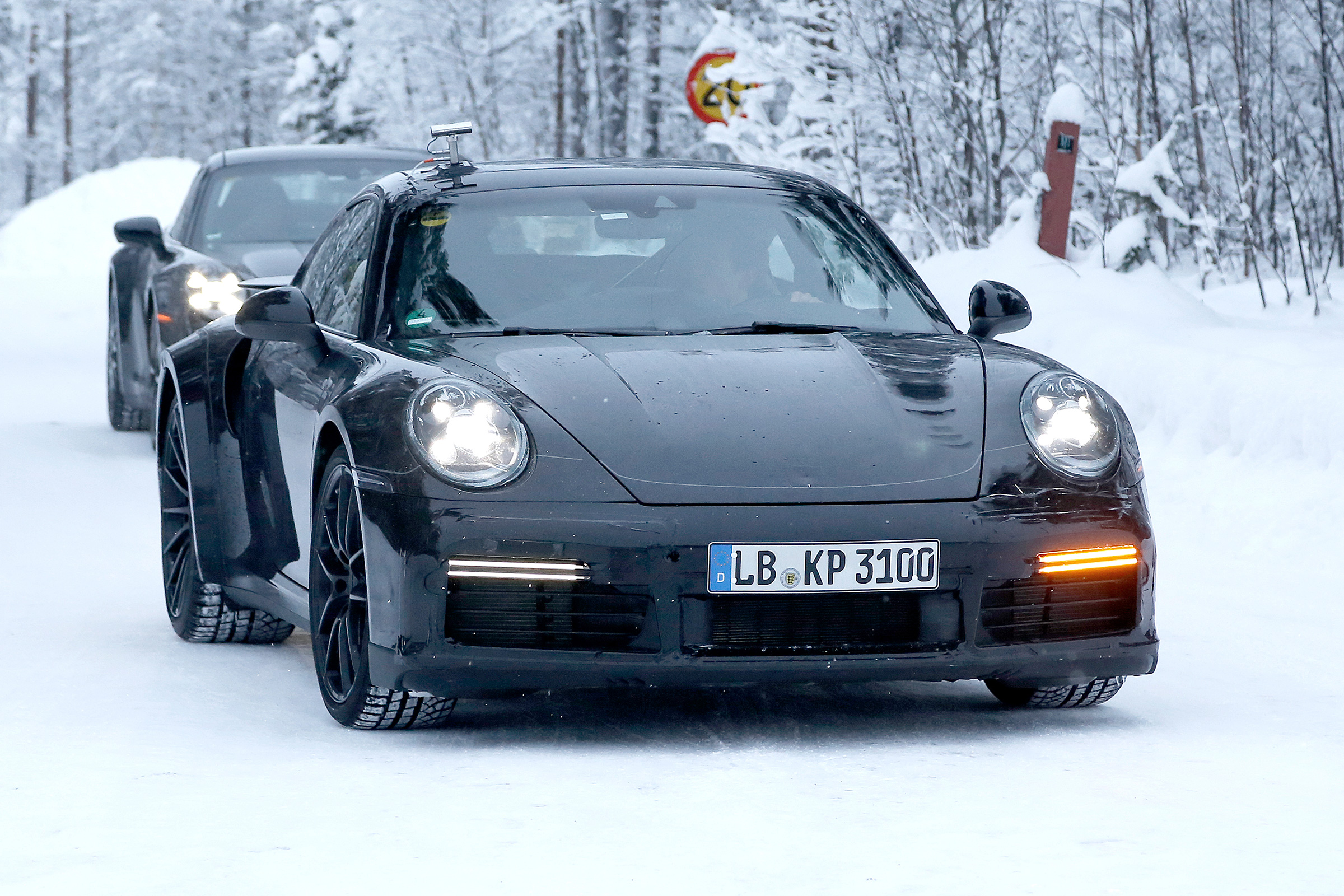 Porsche 911 Turbo spy
