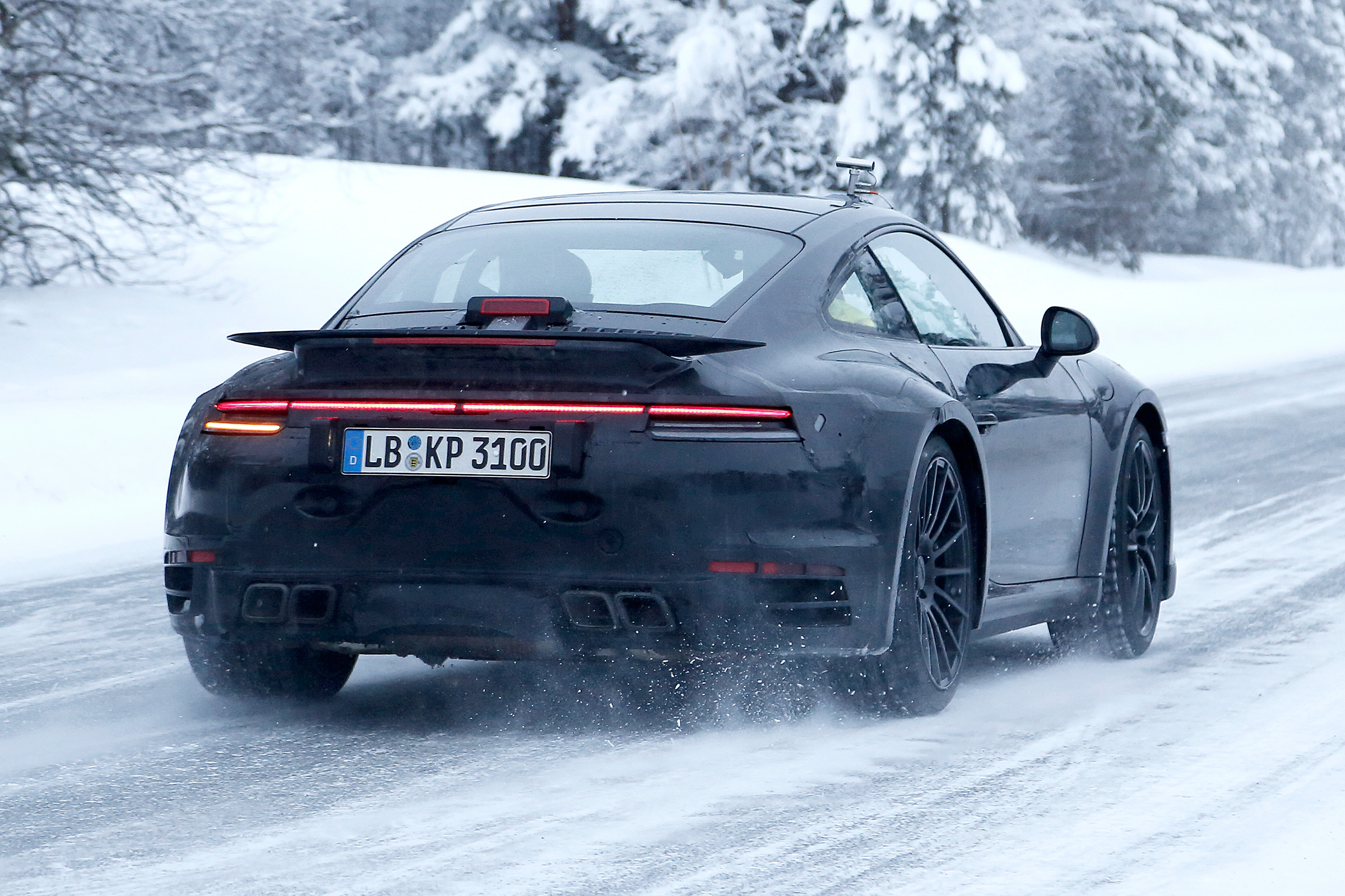 Porsche 911 Turbo spy
