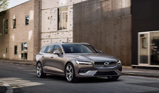 Volvo V60 front quarter