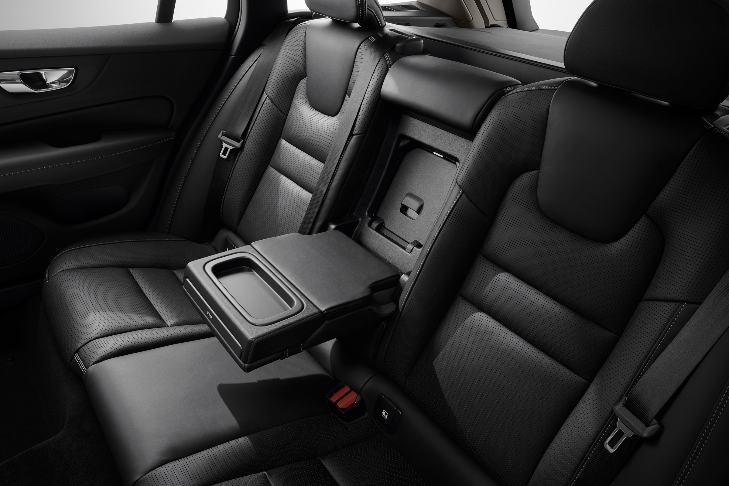 Volvo V60 press - rear seats