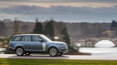 Range Rover P400e PHEV side
