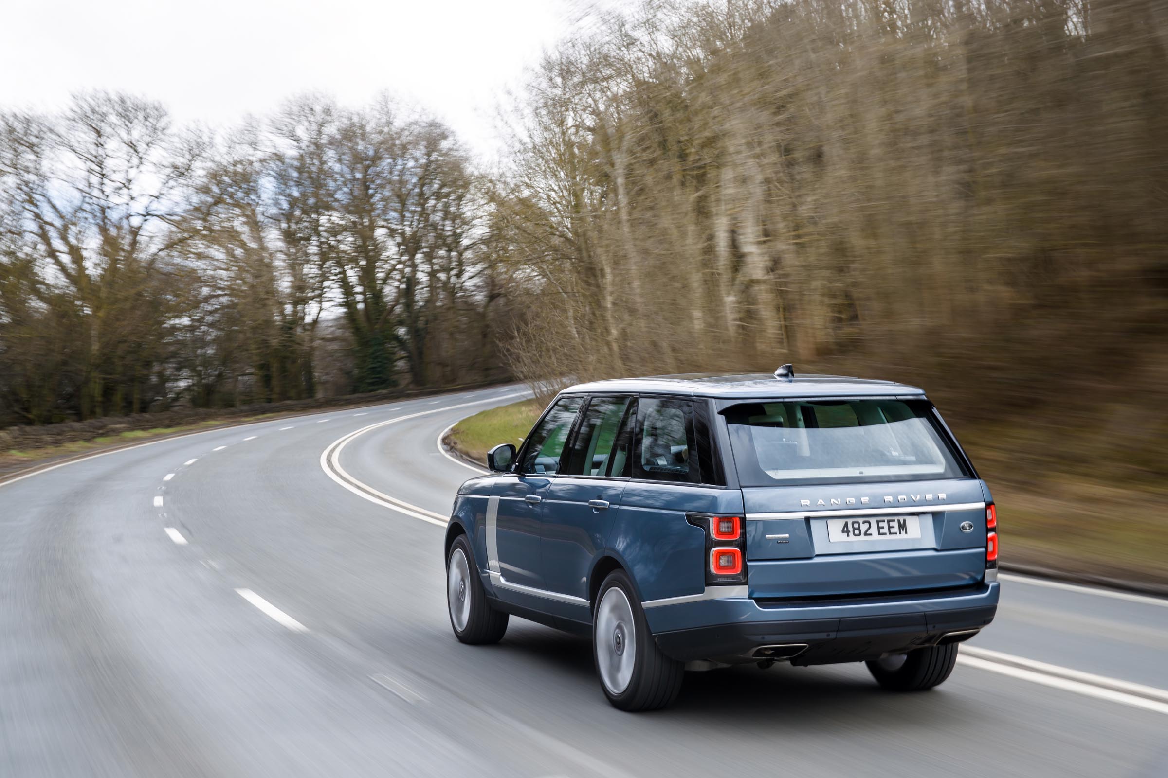 Range Rover P400e PHEV rear three quarters