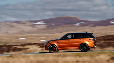 Range Rover Sport SVR side