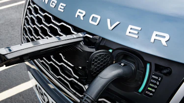 Range Rover P400e PHEV charging