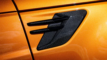Range Rover Sport SVR vent