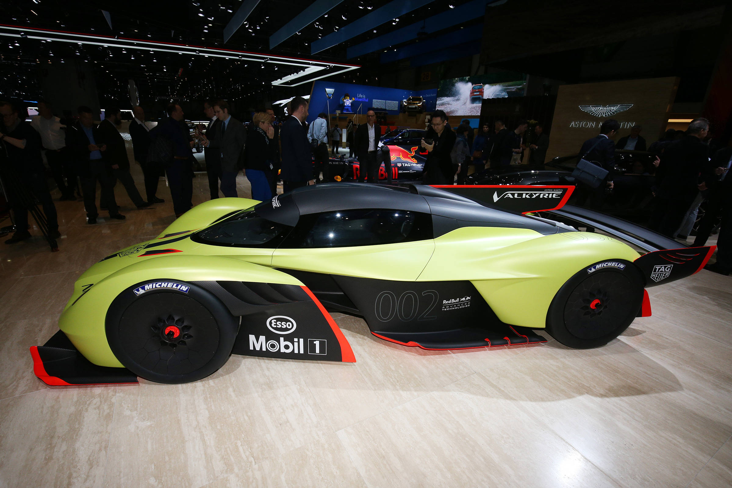 Aston Martin ValkyrieAMR Pro – side