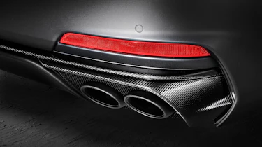 Maserati Levante Trofeo - pipes