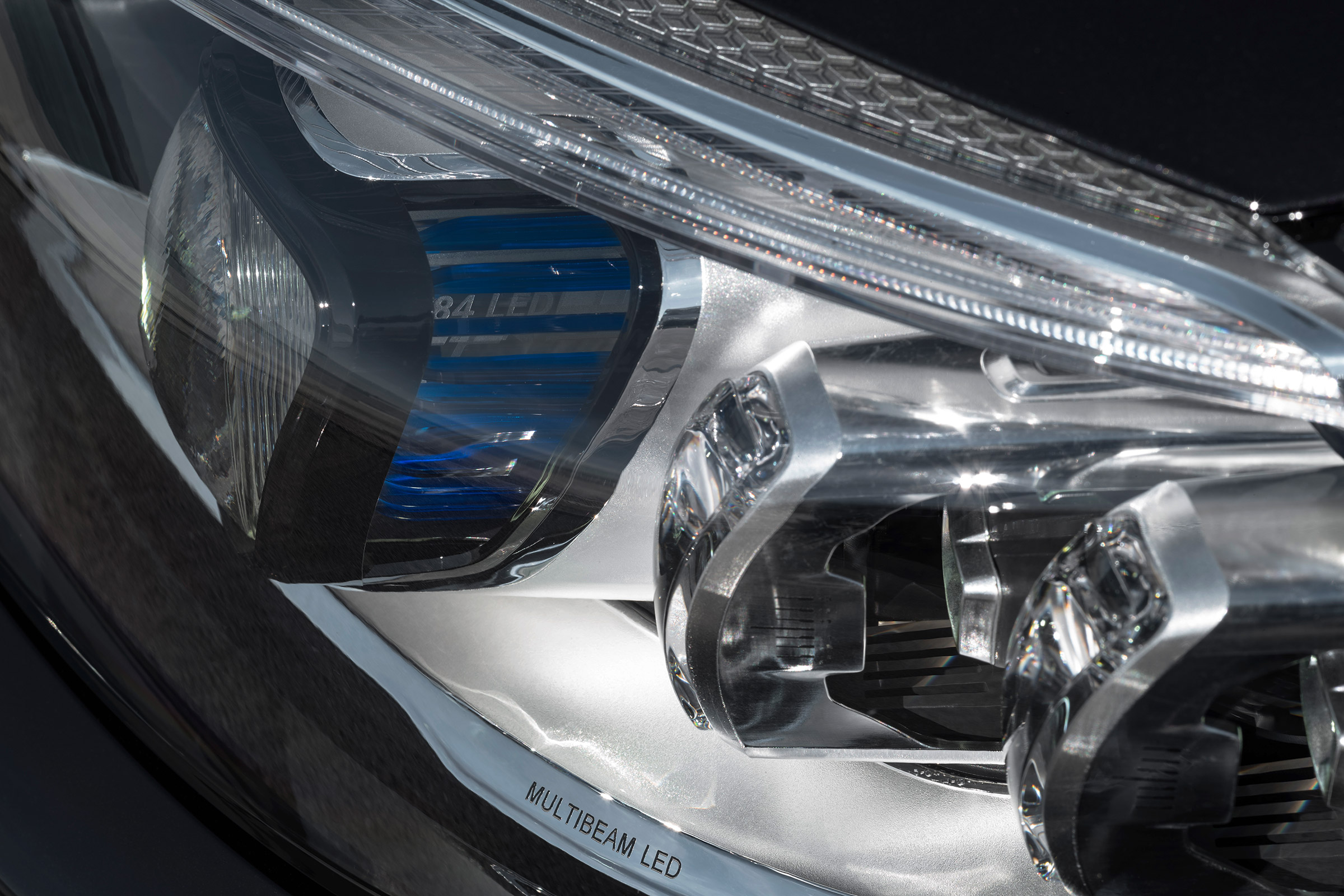 lighting Mercedes-AMG C43 Coupe - 