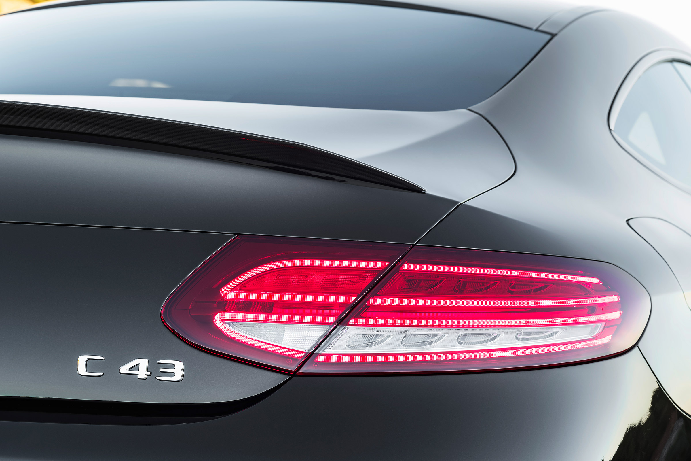 Mercedes-AMG C43 Coupe - lights