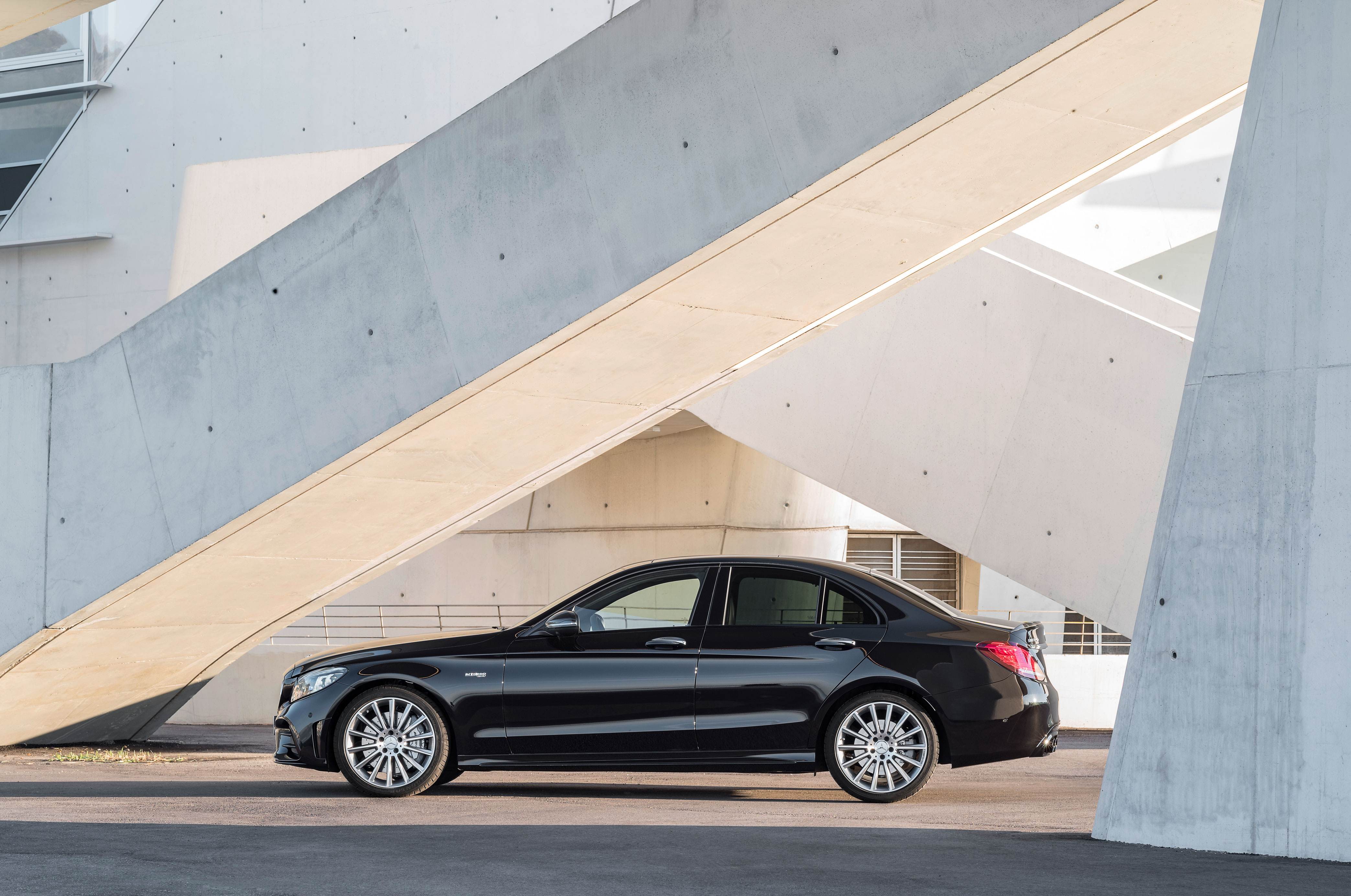 2018 Mercedes-AMG C43 saloon