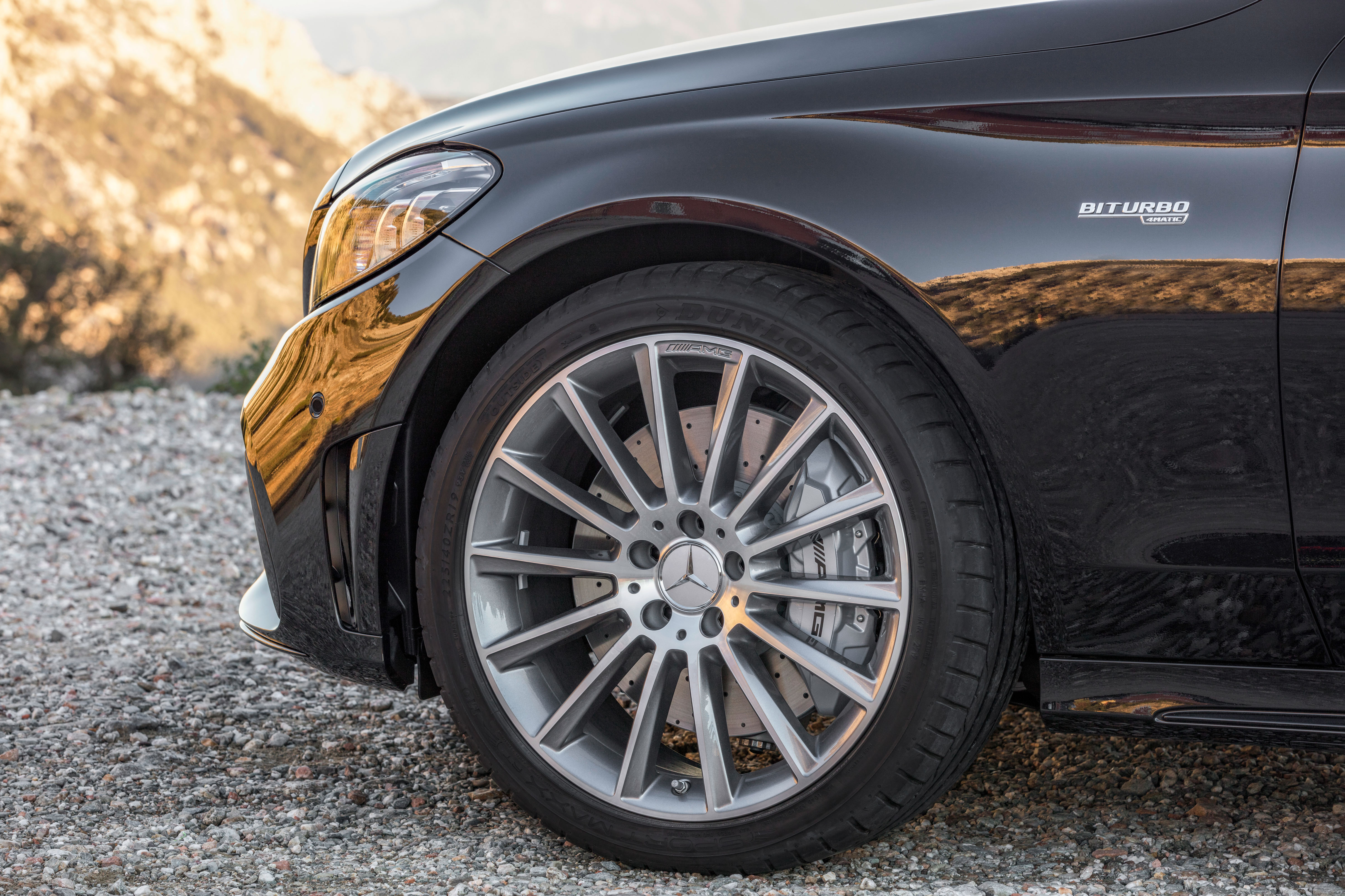 2018 Mercedes-AMG C43 saloon