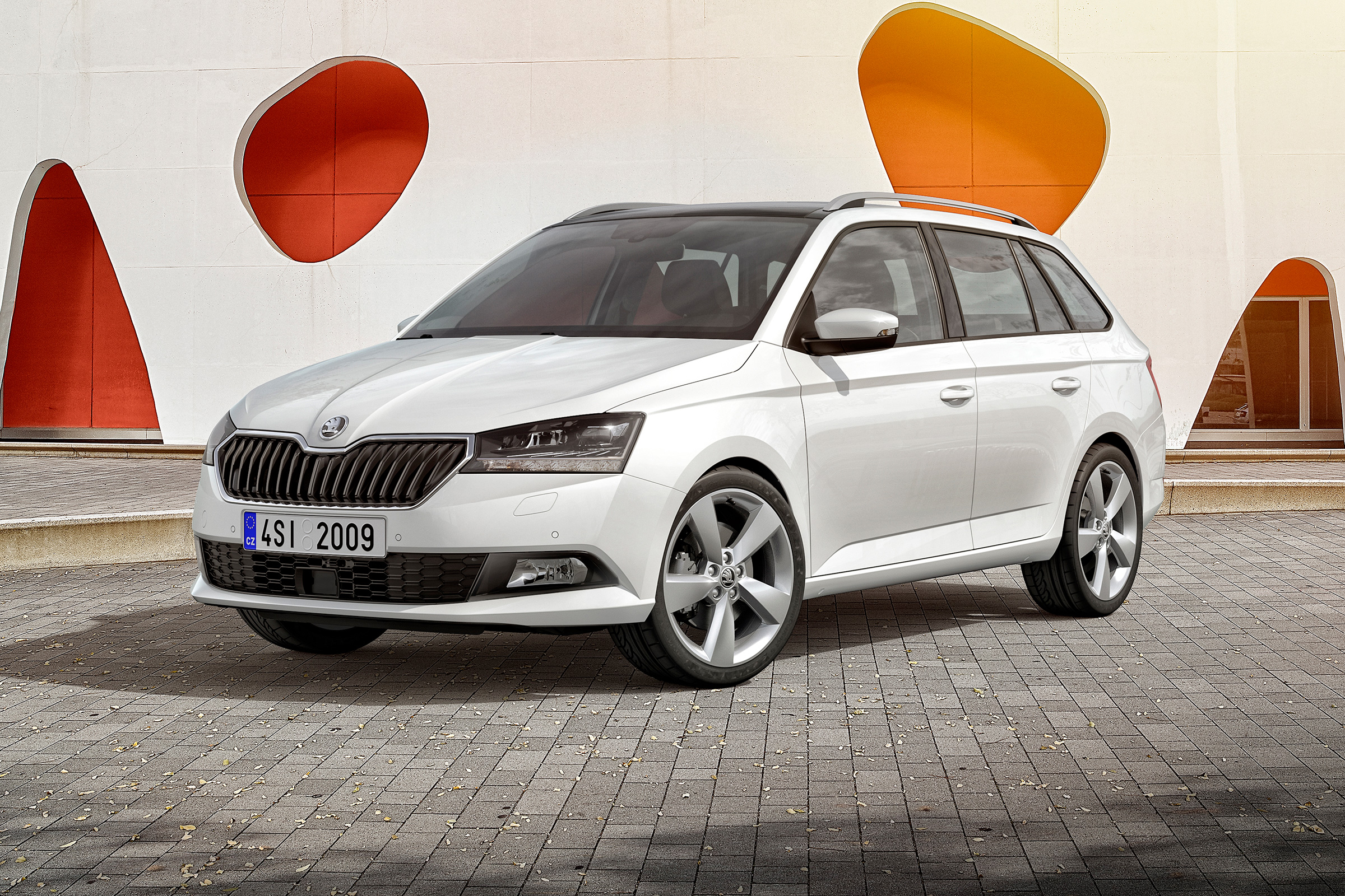 Skoda Fabia (facelift) – front quarter