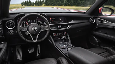 Alfa Romeo Ti interior