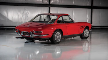Ferrari 330 GTC – rear quarter