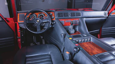 Lamborghini Lm002 - interior