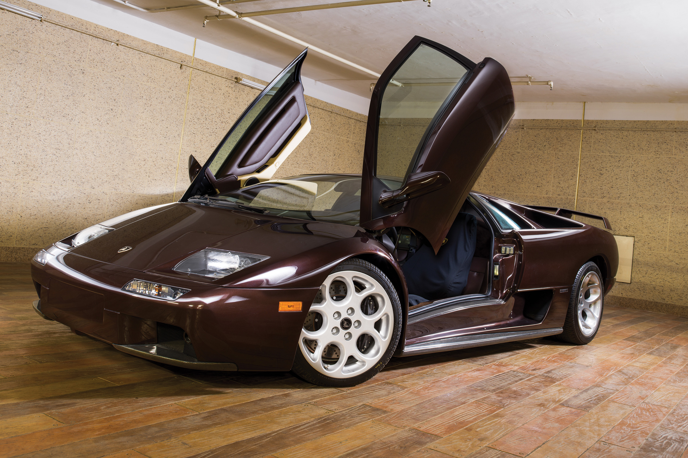 Lamborghini Diablo VT 6.0 SE – front quarter