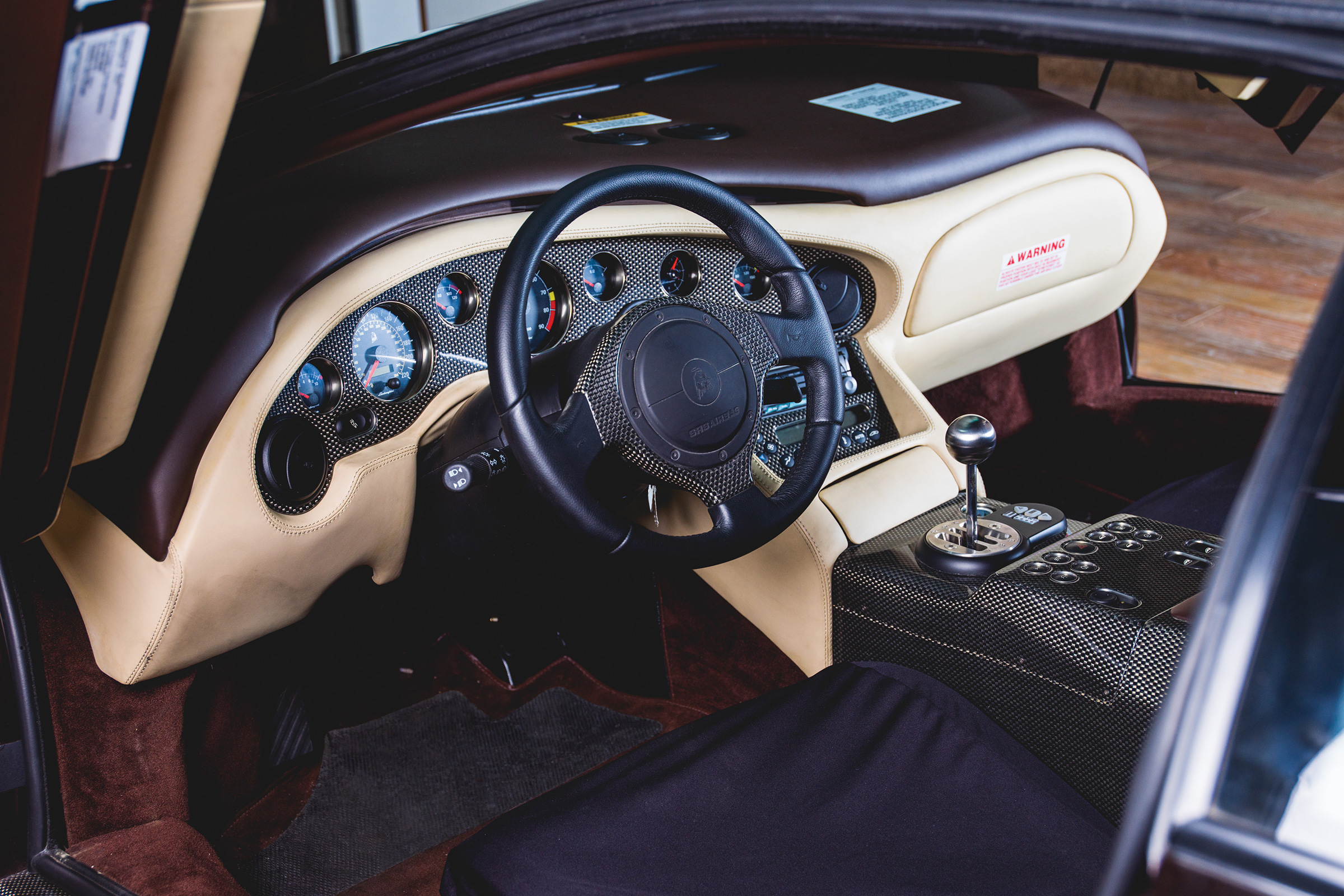Lamborghini Diablo VT 6.0 SE – interior