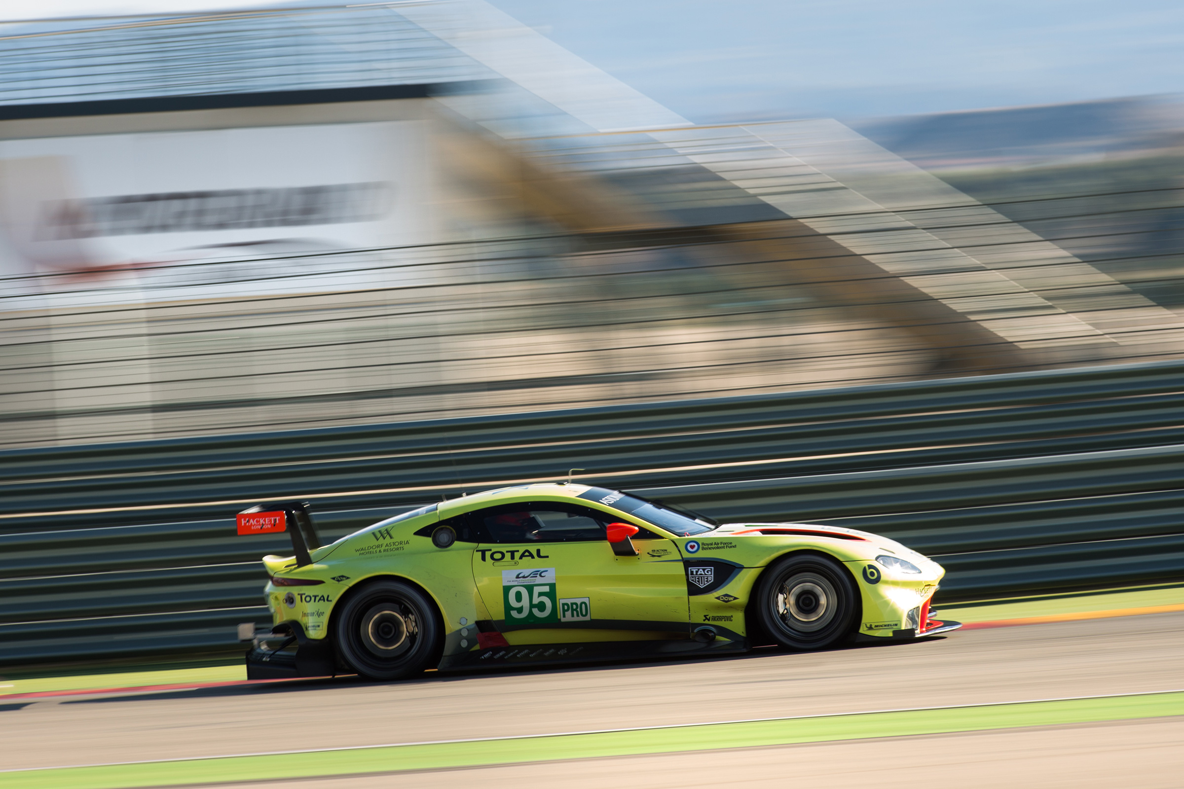 2018 Aston Martin Vantage GTE – side
