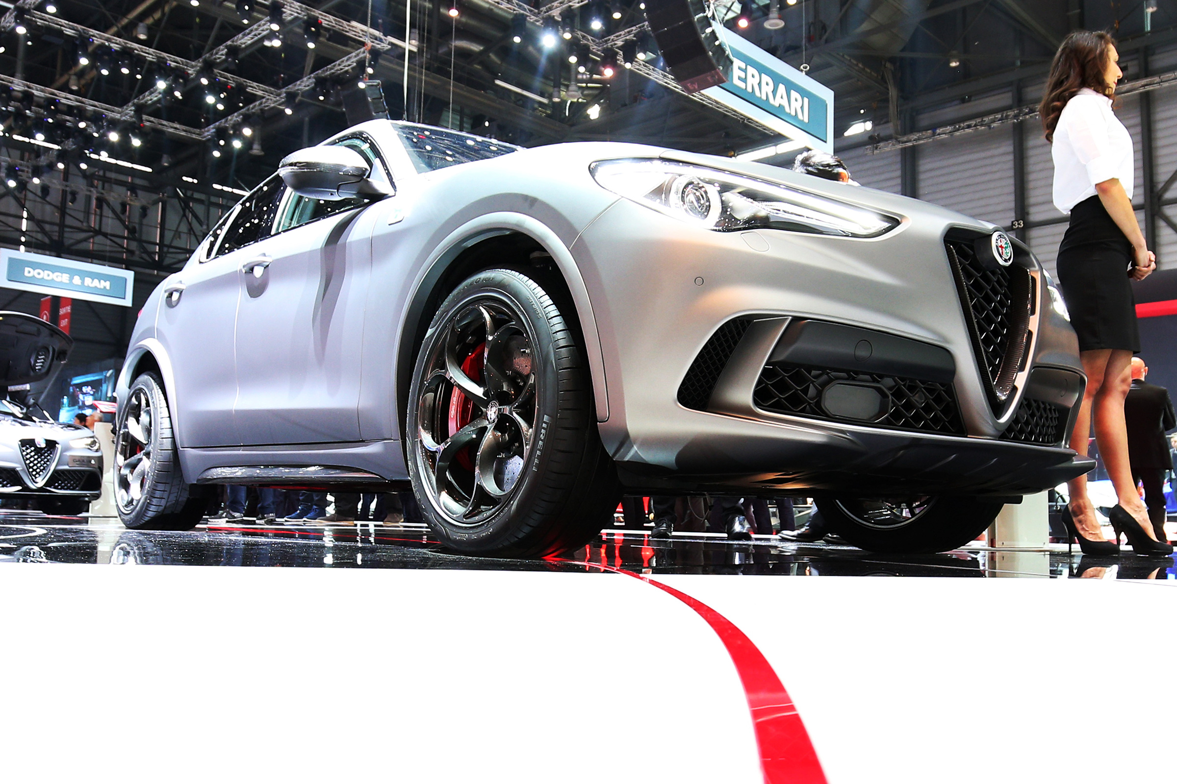 Alfa Romeo Stelvio Quadrifoglio NRING – front quarter