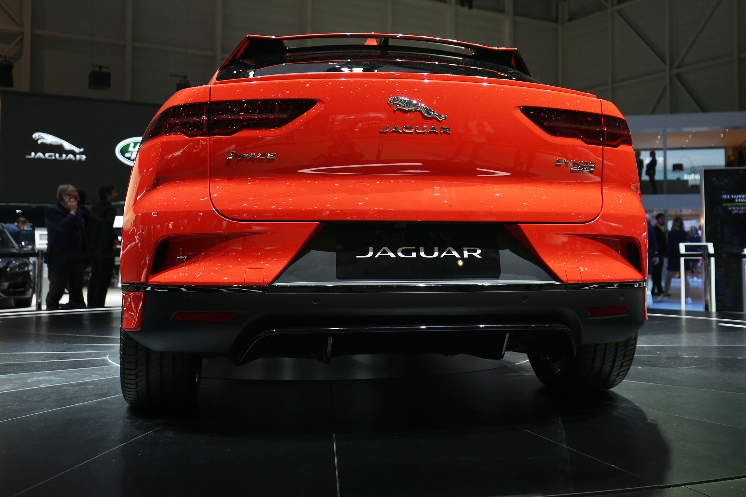 Jaguar I-Pace – rear