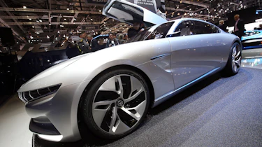 Pininfarina HK GT - front quarter