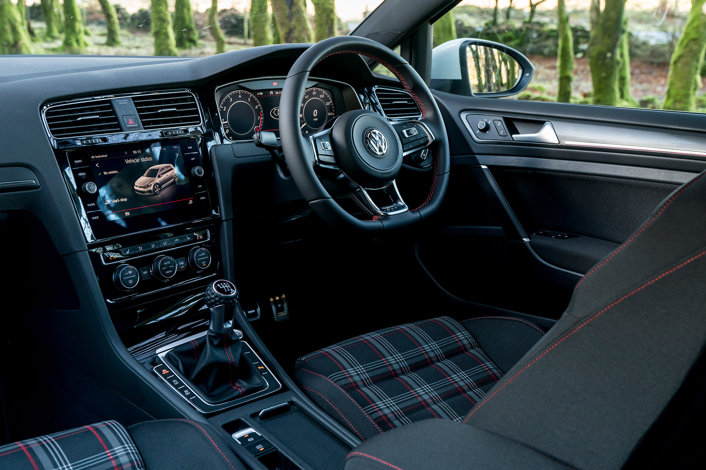 Hyundai i30N group test (Golf GTI and Peugeot 308 GTI) - interior