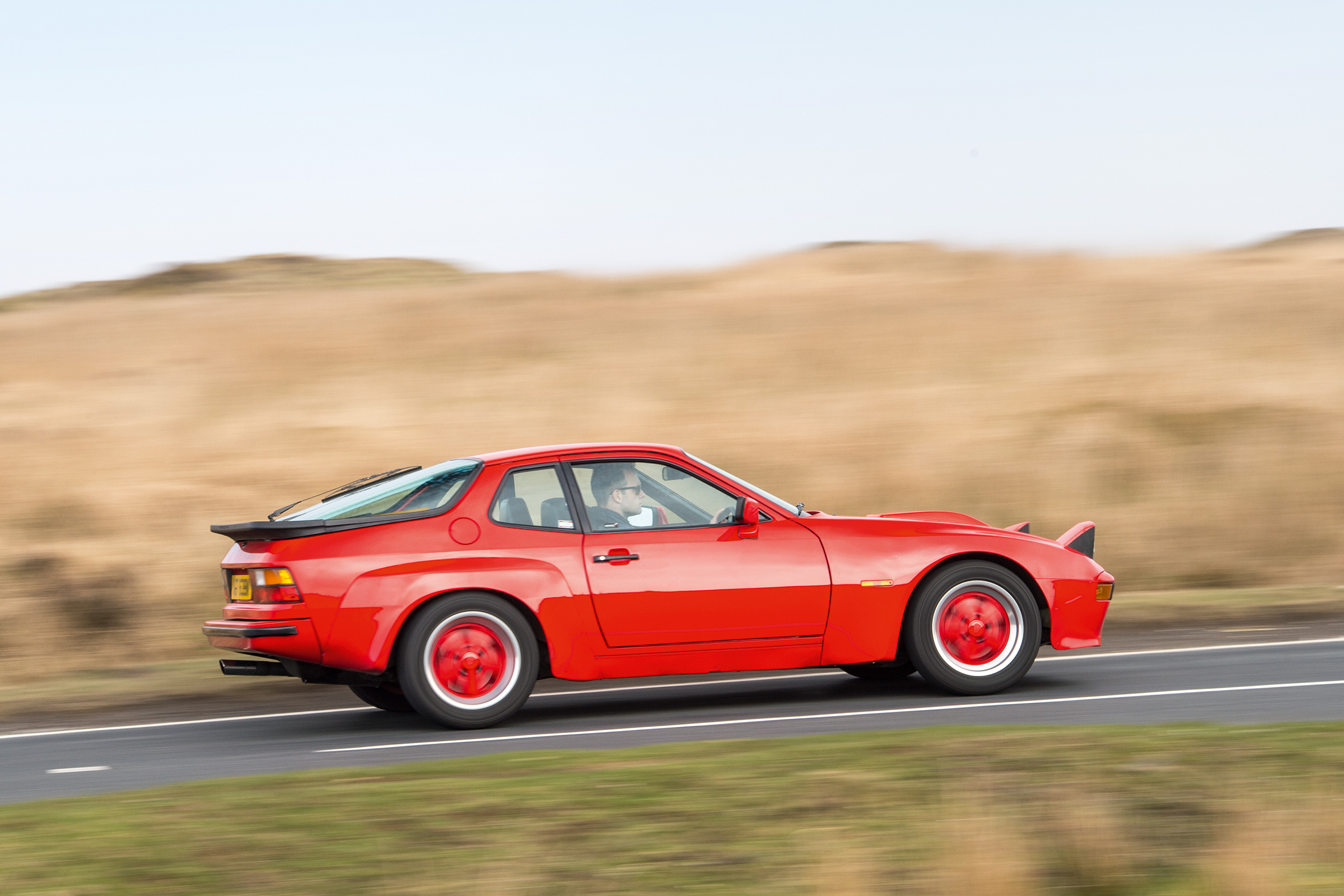 Porsche 924 Carrera GT – side