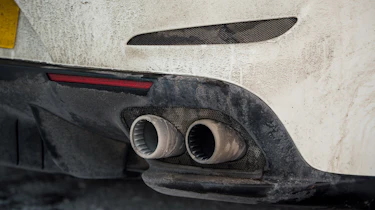 Ferrari GTC4 Lusso T - exhaust