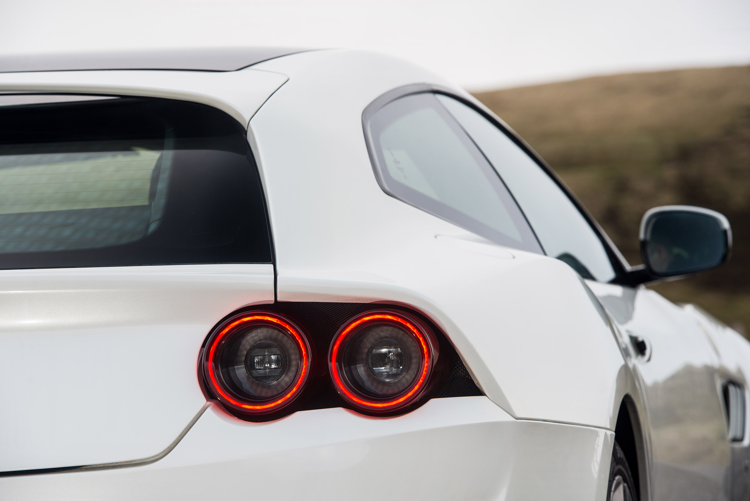 Ferrari GTC4 Lusso T - rear lights
