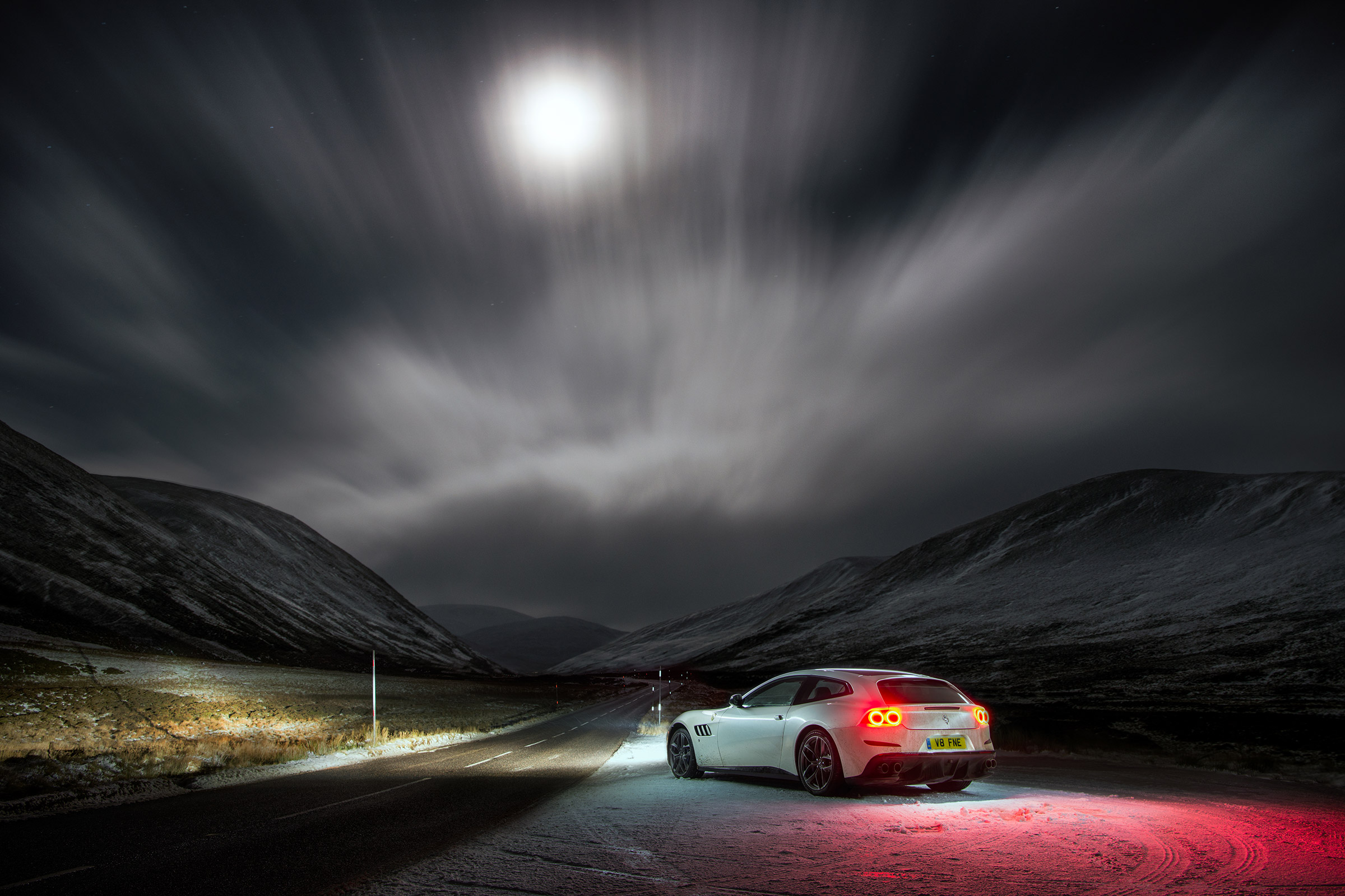 Ferrari GTC4 Lusso T - night 