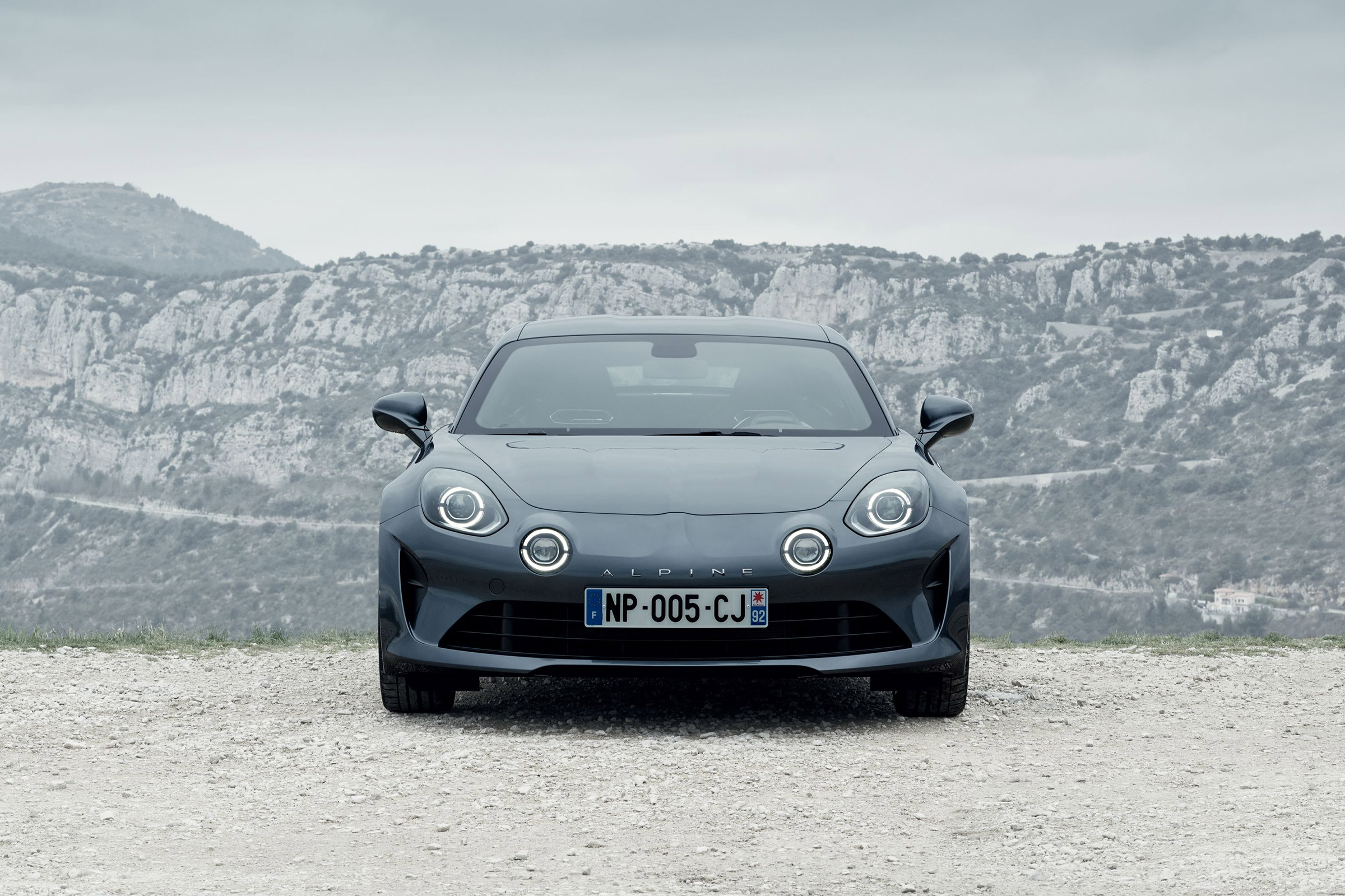 Alpine A110 Pure and Legende - front