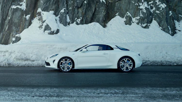 Alpine A110 Pure and Legende - side