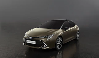 Toyota Auris – front quarter