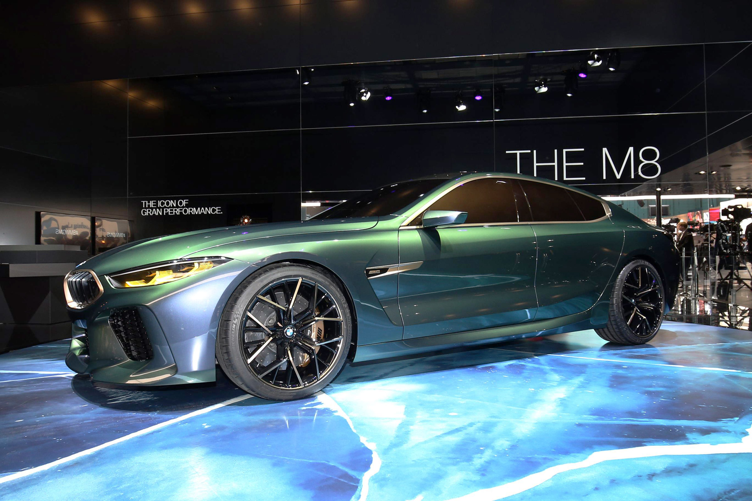 BMW M8 Concept - show front