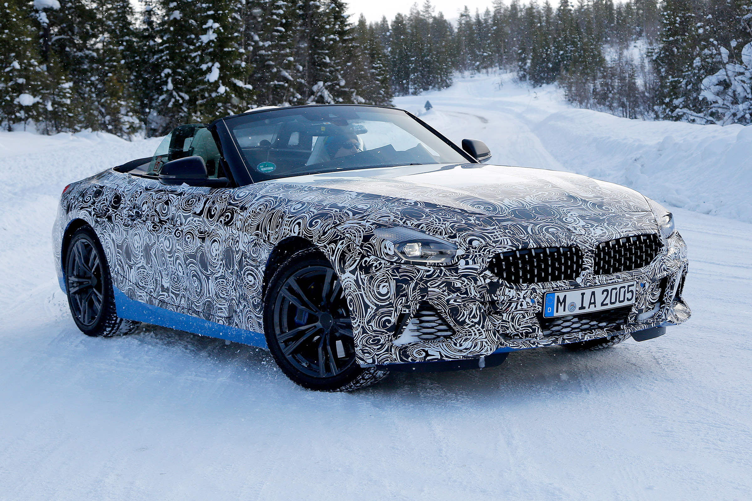 BMW Z4 mule - front quarter