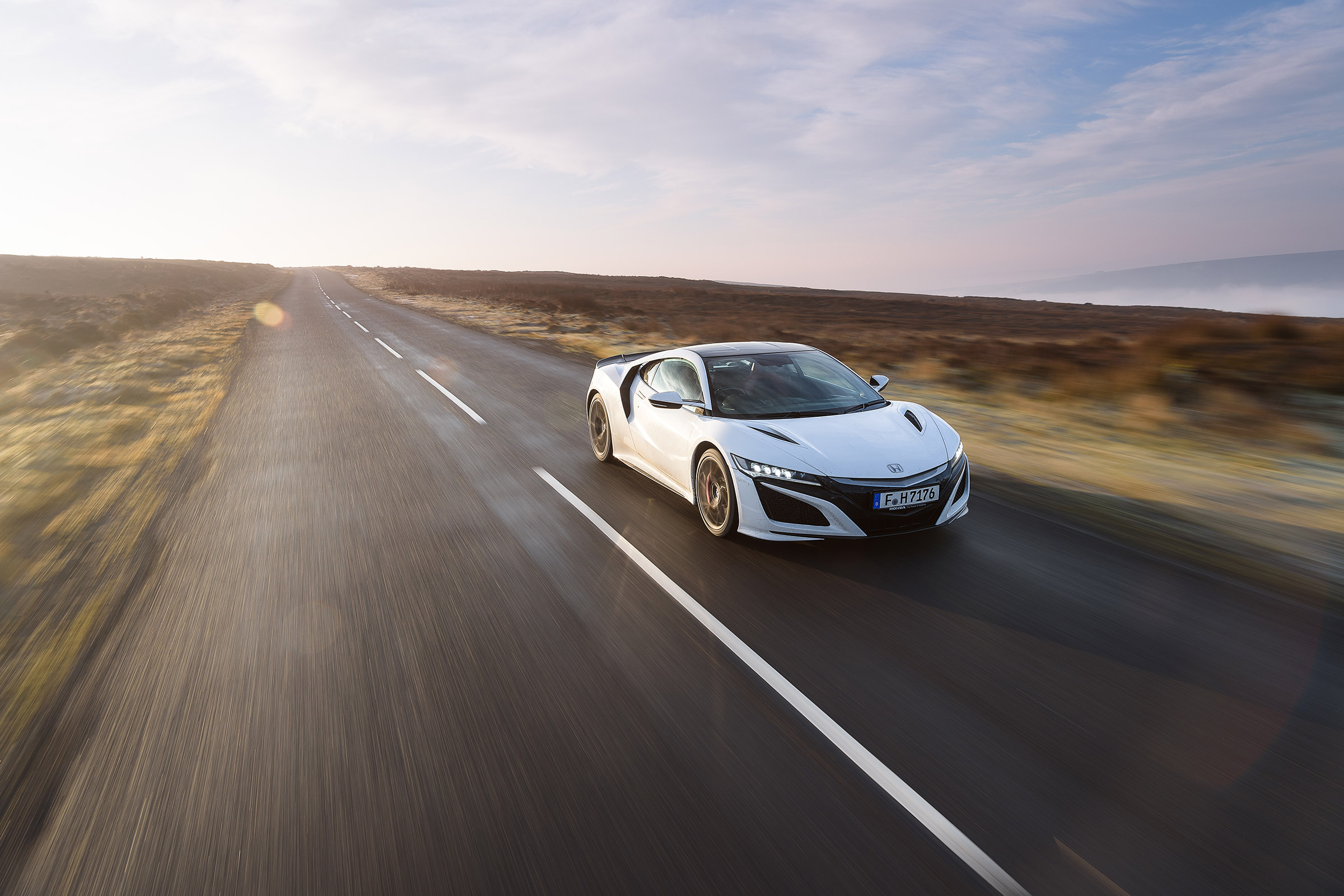 Honda NSX - front driving