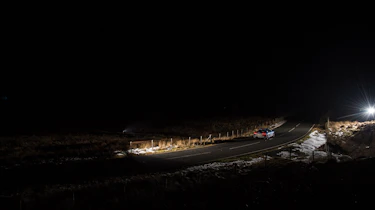 Audi R8 LMX night drive - scape