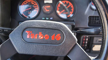 Peugeot 205 T16 PTS Clubman – steering-wheel