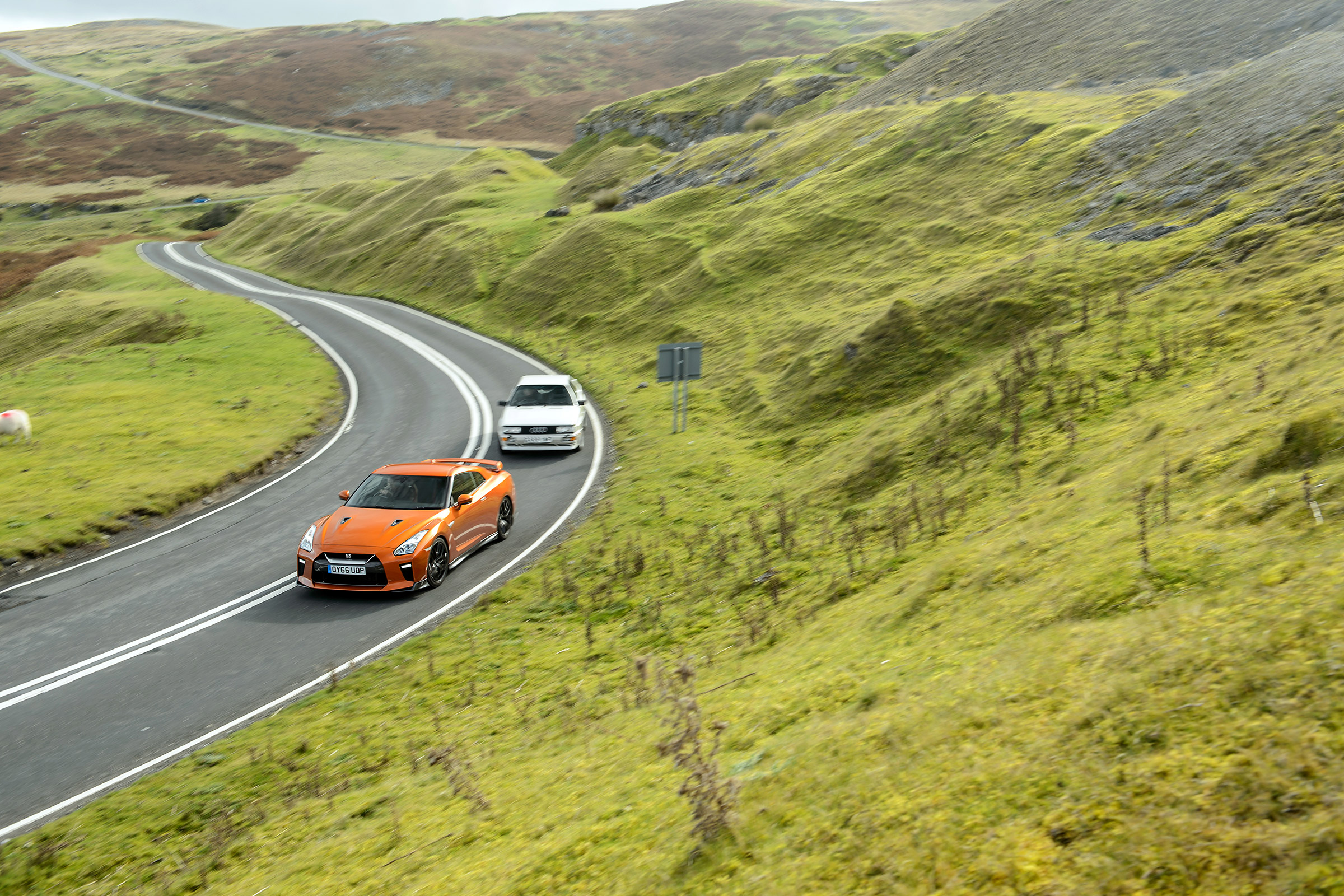 GT-R vs Quattro - GT-R