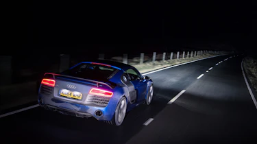 Audi R8 LMX night drive - rear