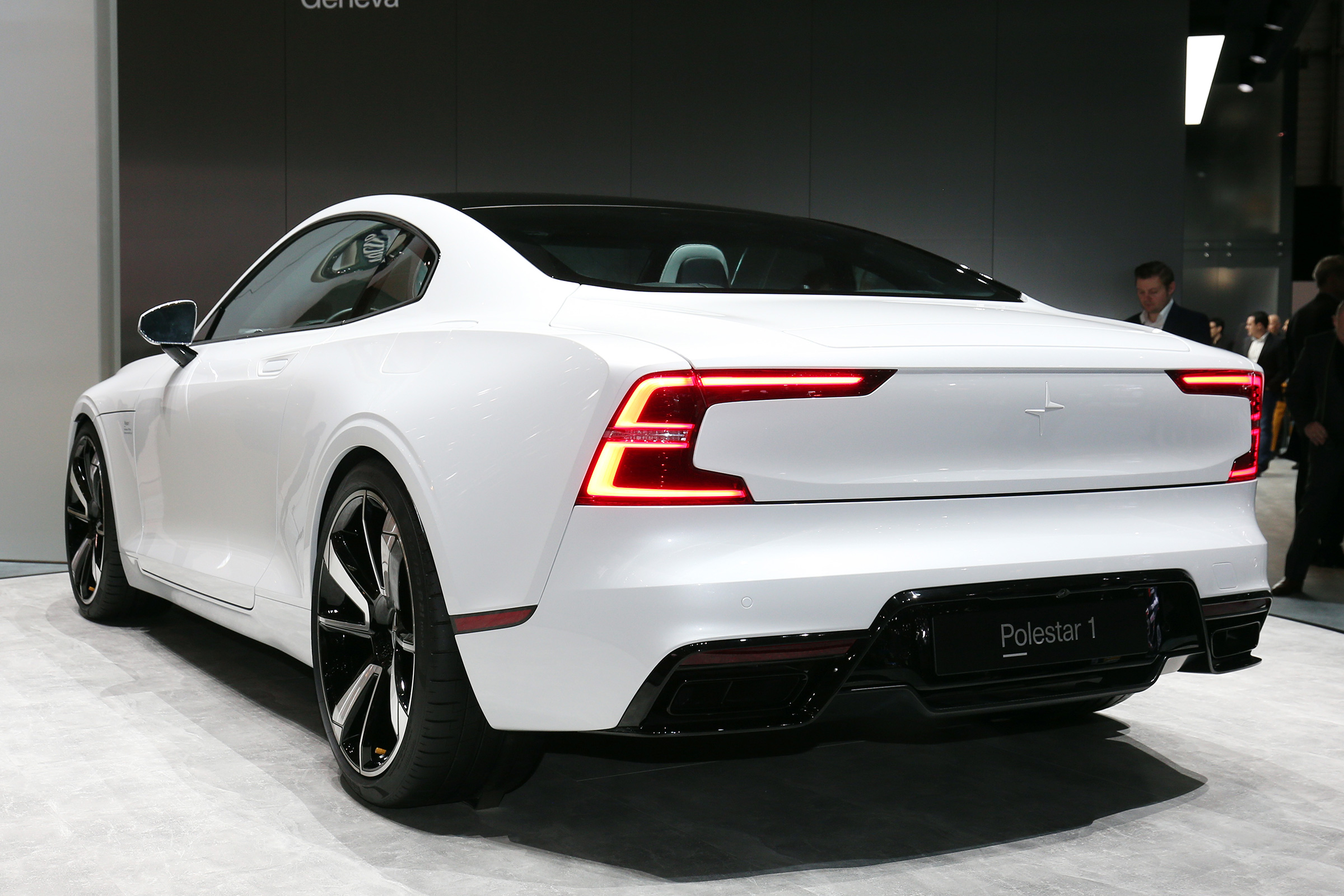 Polestar 1 – rear quarter