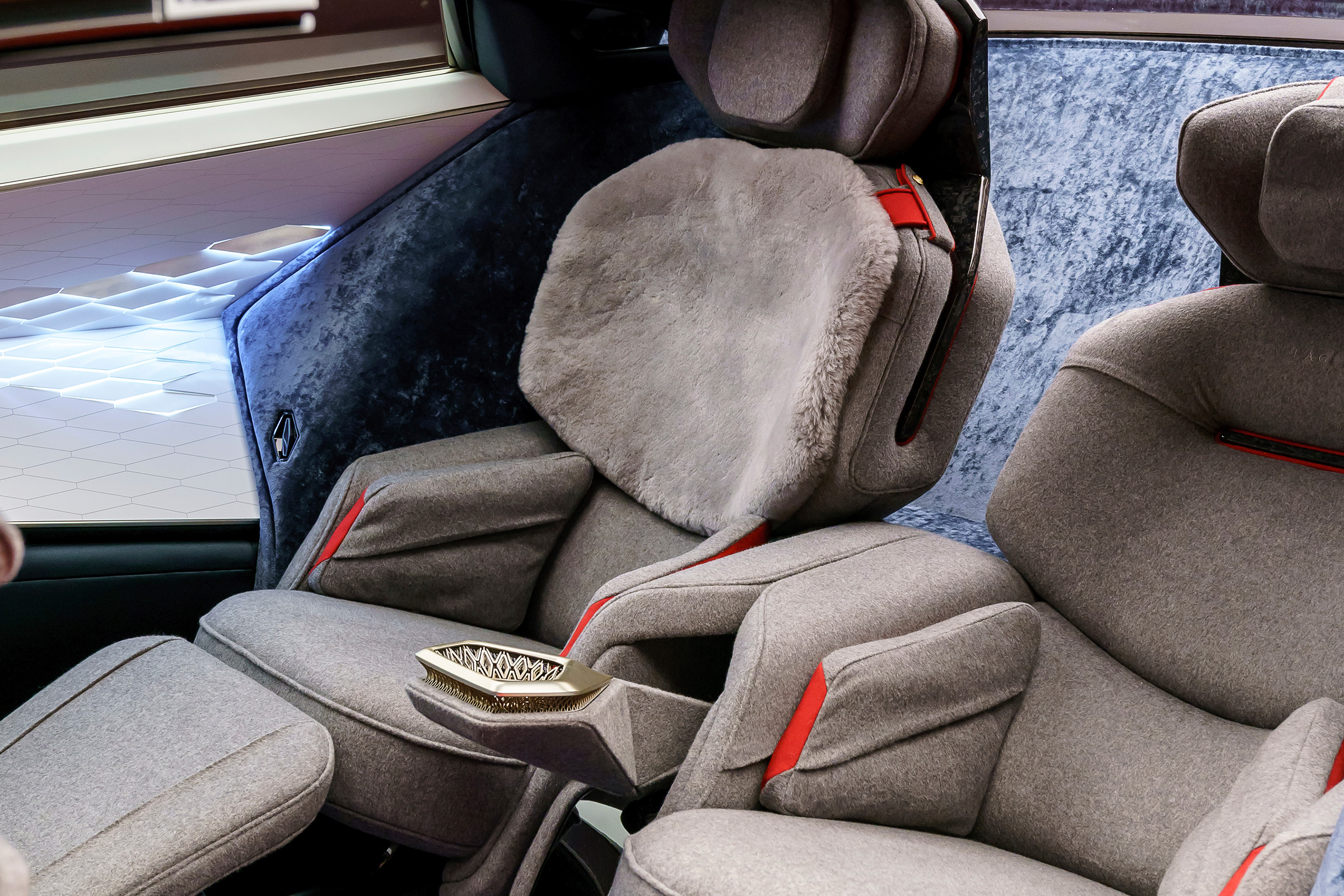 Aston Martin Lagonda Concept – seats