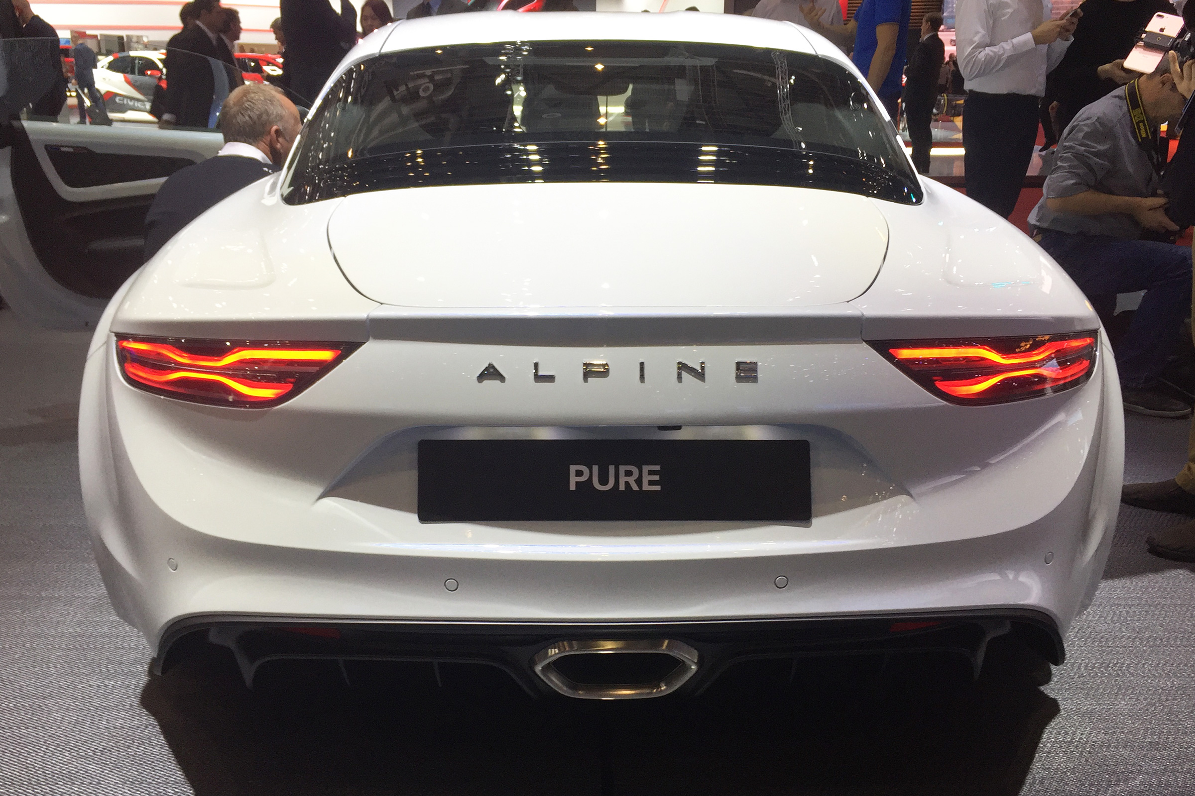 Alpine A110 – rear