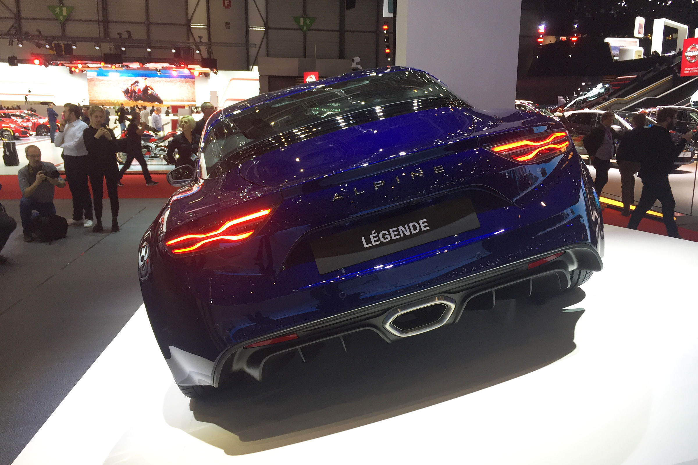 Alpine A110 ledgende – rear