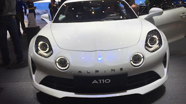 Alpine A110 – front