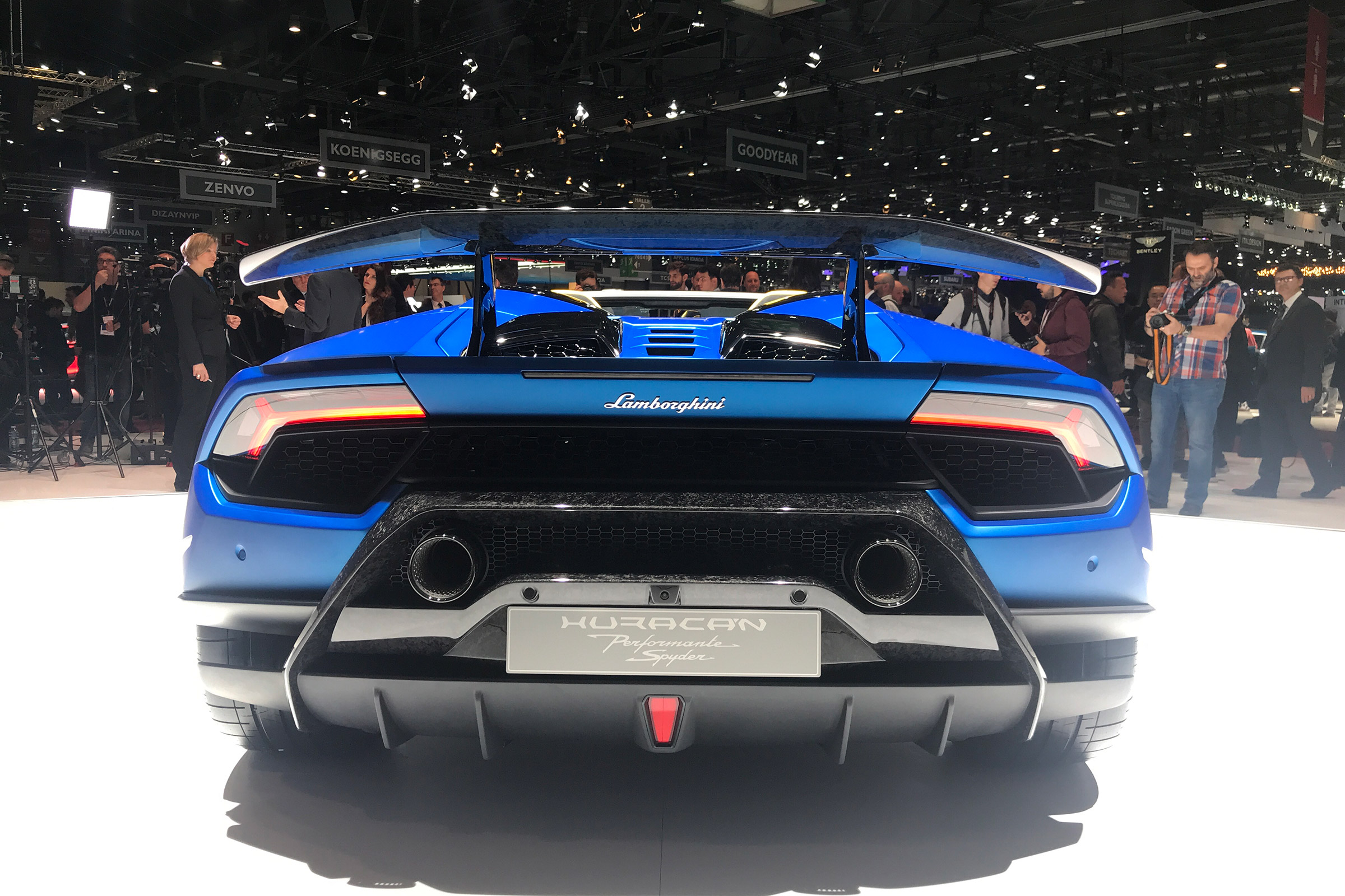 Lamborghini Huracan Performante Spyder - raer
