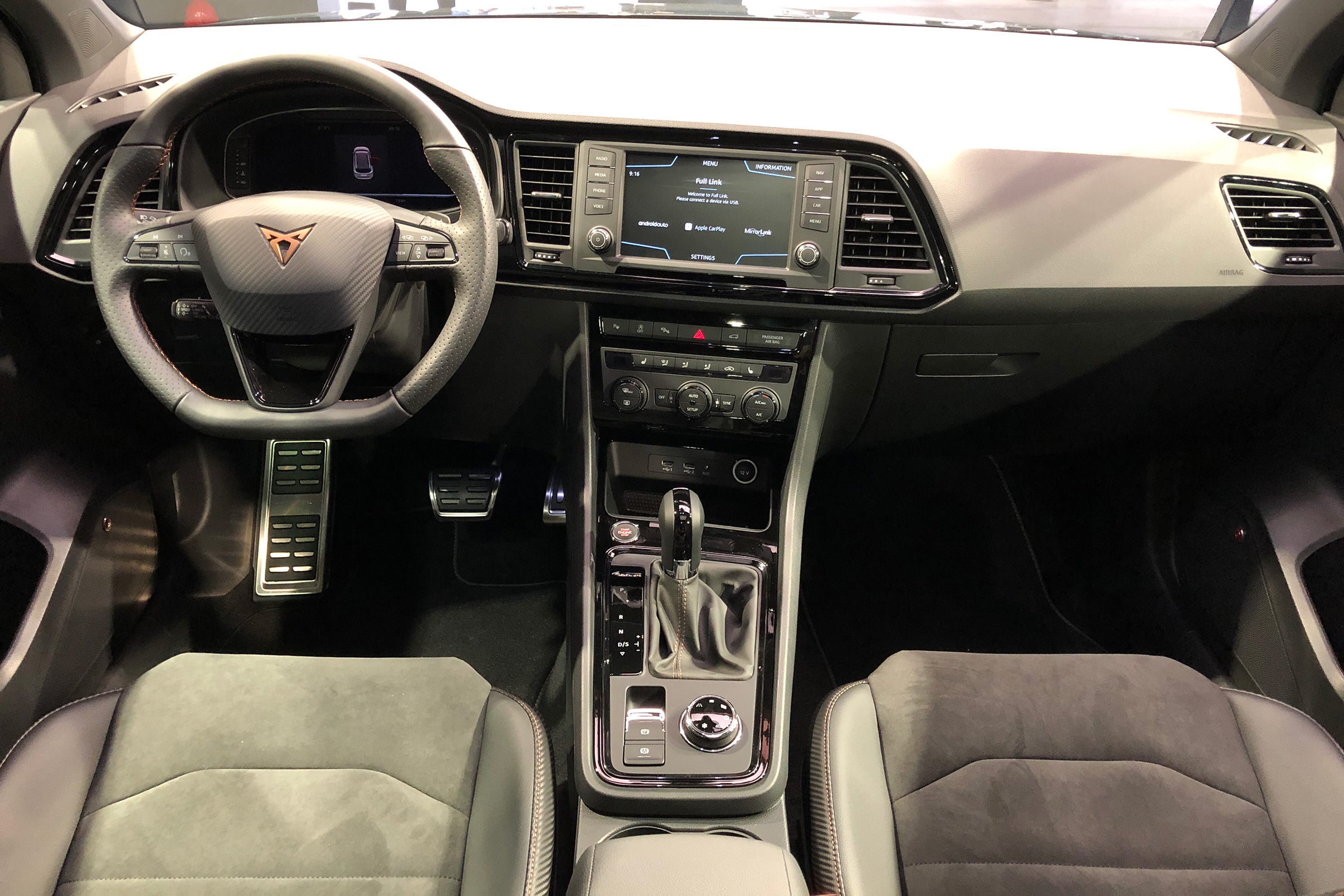 Cupra Ateca – interior